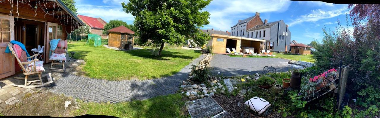 Le Chateau De Frankie Spas-Saunas Grand-Reng Exterior foto