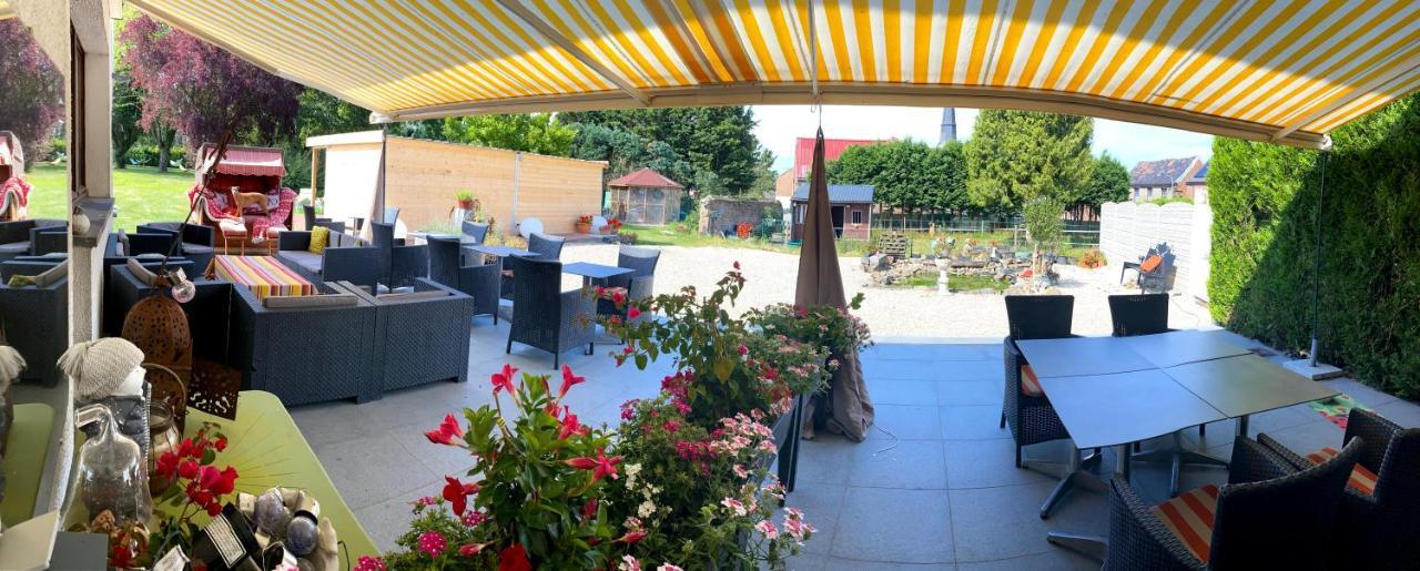 Le Chateau De Frankie Spas-Saunas Grand-Reng Exterior foto