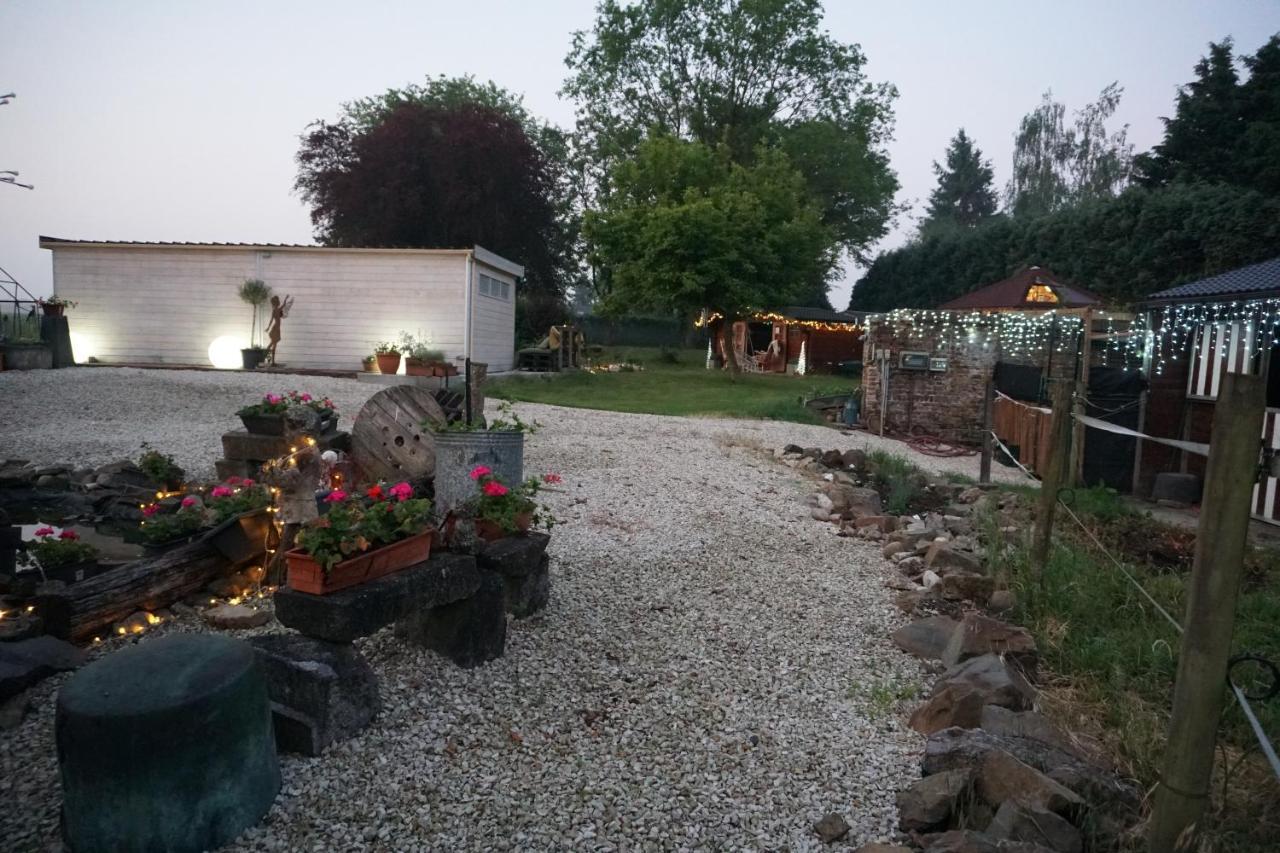 Le Chateau De Frankie Spas-Saunas Grand-Reng Exterior foto
